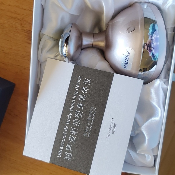 Hansilk Ultrasonic RF Body Slimming Device - Picture 3 of 5